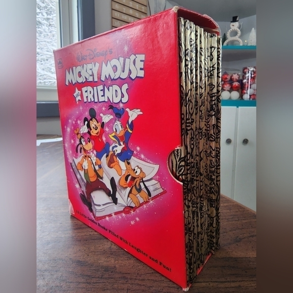 𝅺GREAT Conditon!!! 12 book boxed set Mickey Mouse & Friends- 1990 vintage - Picture 2 of 9